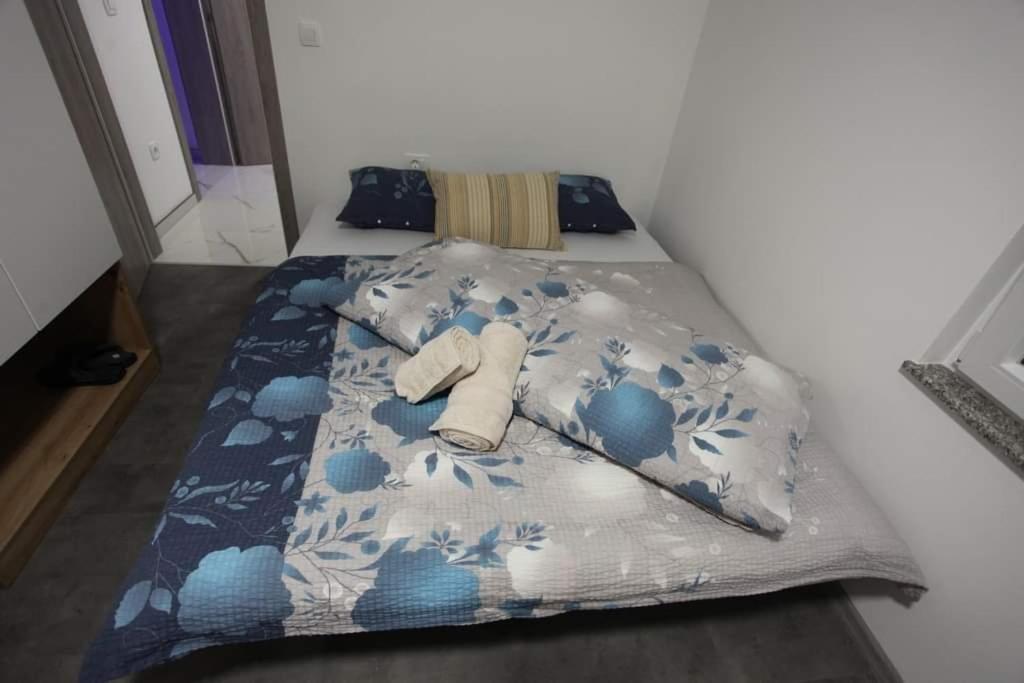 Apartmani Venecia Prozor Esterno foto