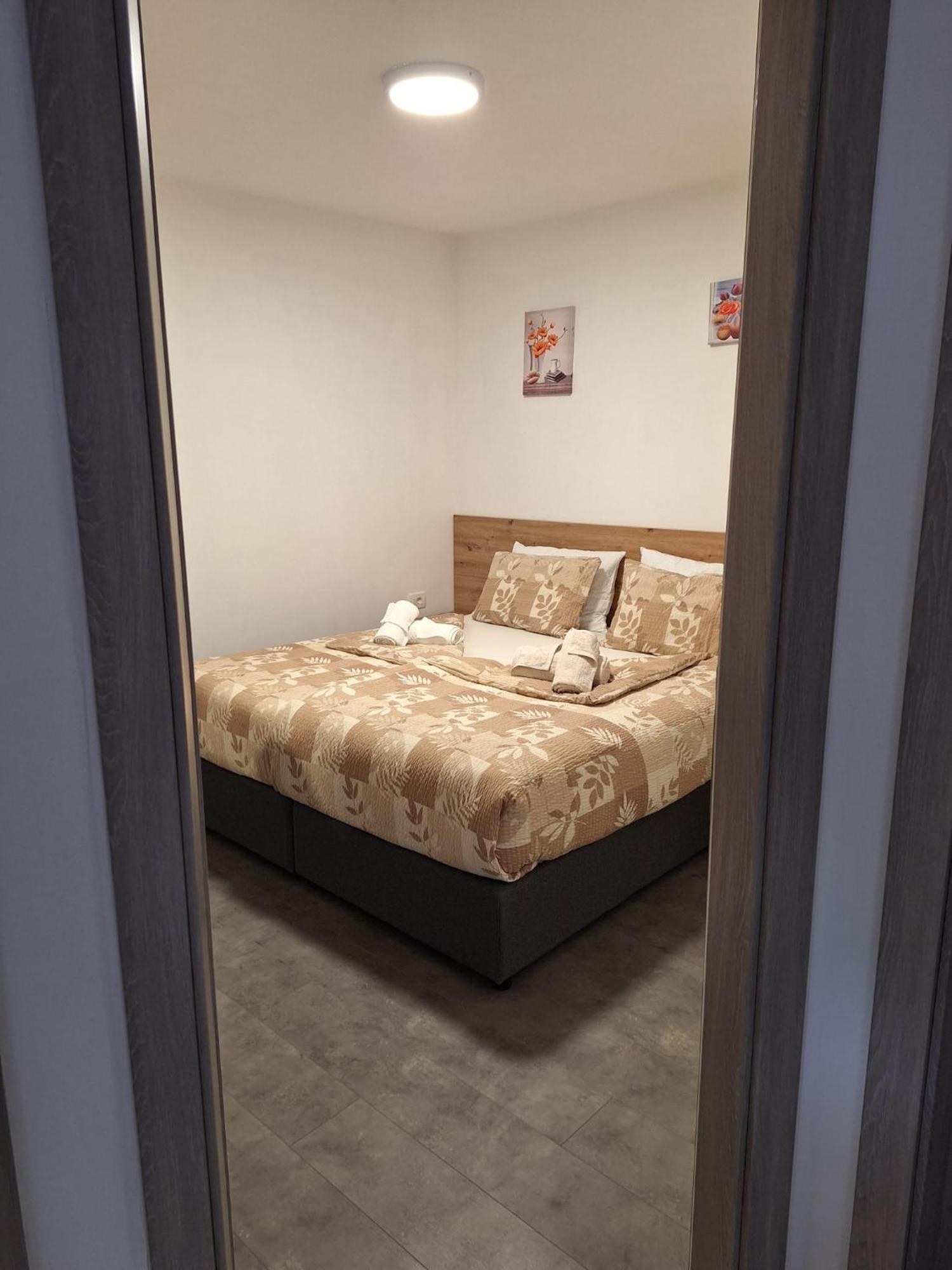 Apartmani Venecia Prozor Esterno foto