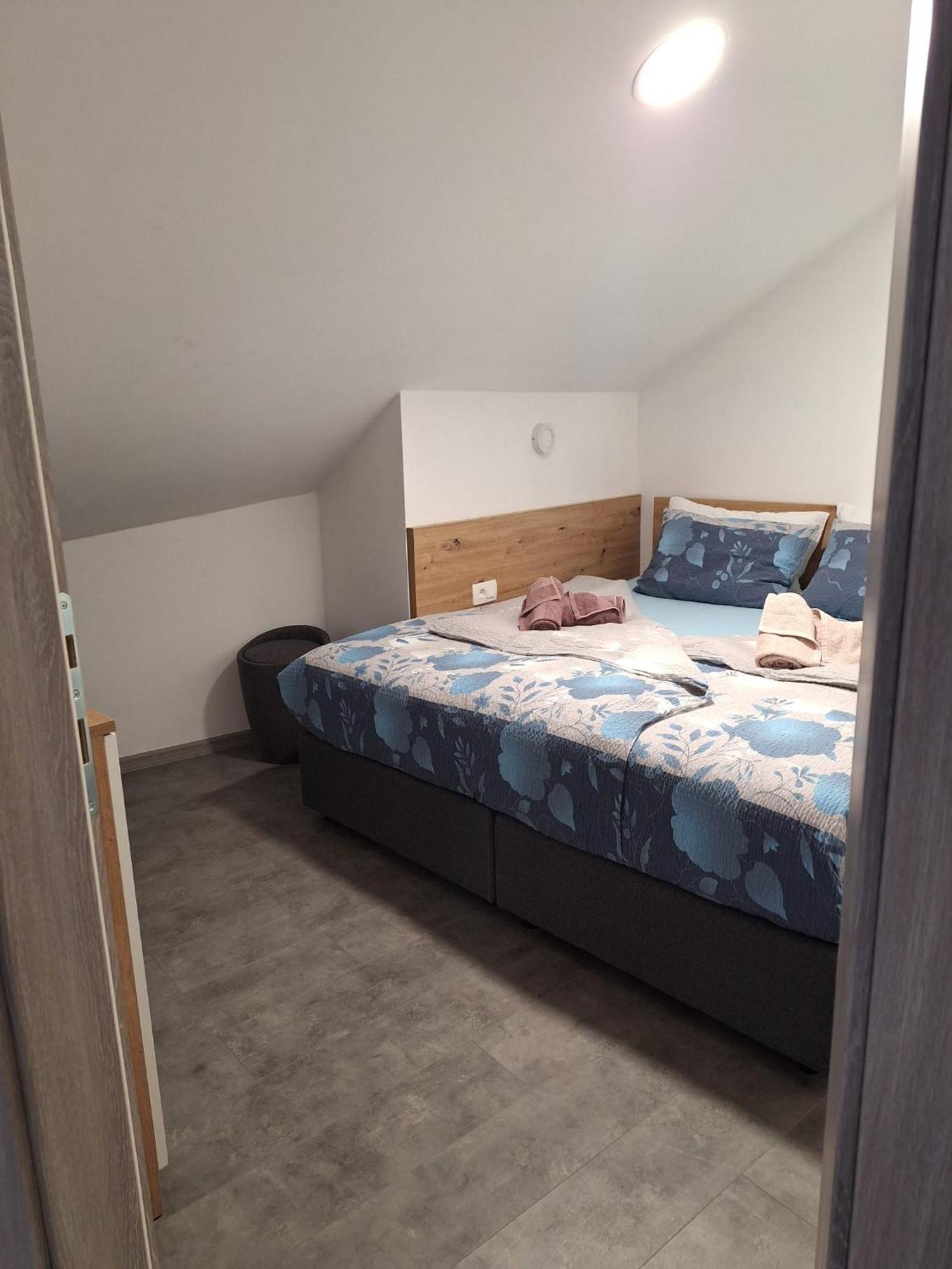 Apartmani Venecia Prozor Esterno foto